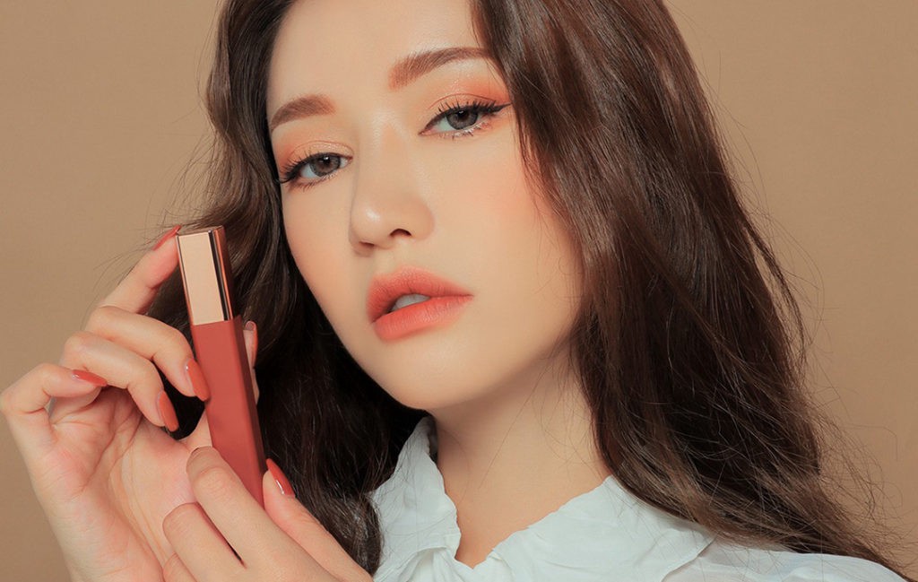 Korean MakeupTop 5 Korean Makeup Trends for Holidays 2019